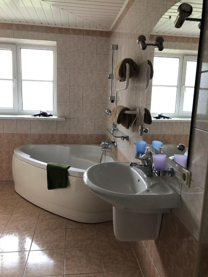 Priedaine Hotel Kraslava Bagian luar foto