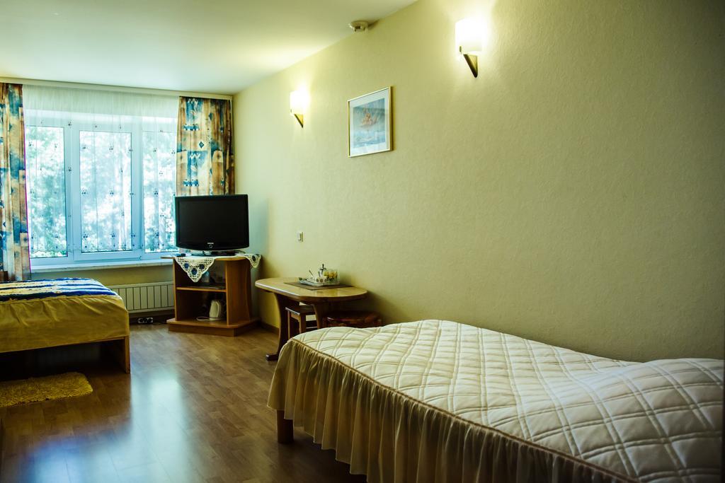 Priedaine Hotel Kraslava Ruang foto